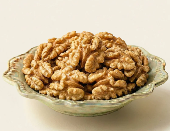 Akhrot Giri, Walnut Kernels, Chilean – Rich in Omega-3
