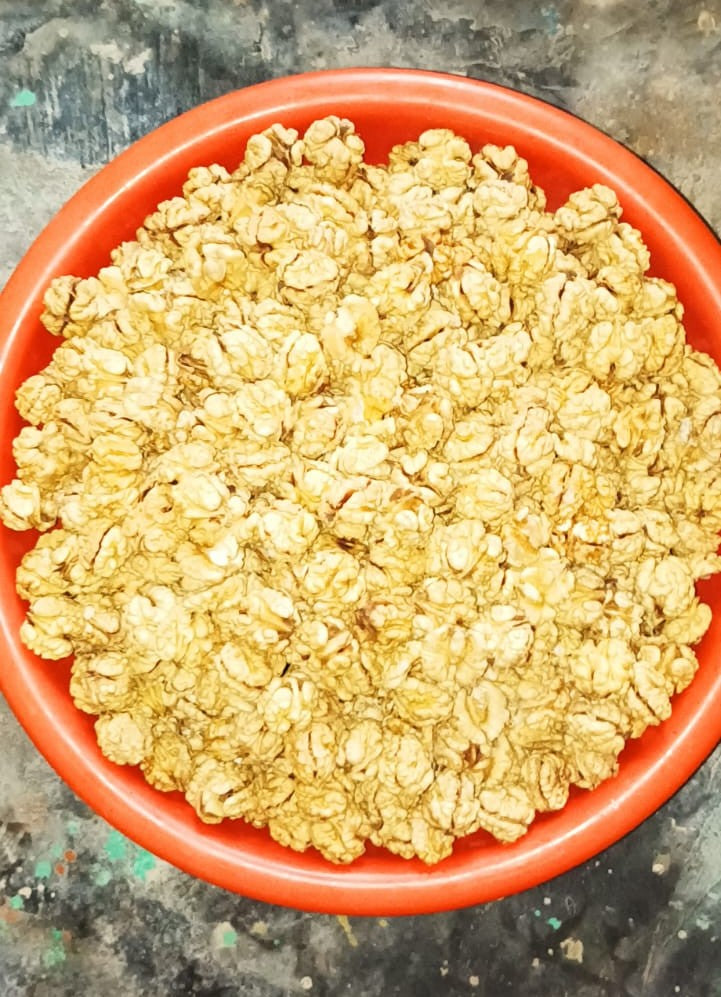 Akhrot Giri, Walnut Kernels, Chilean – Rich in Omega-3