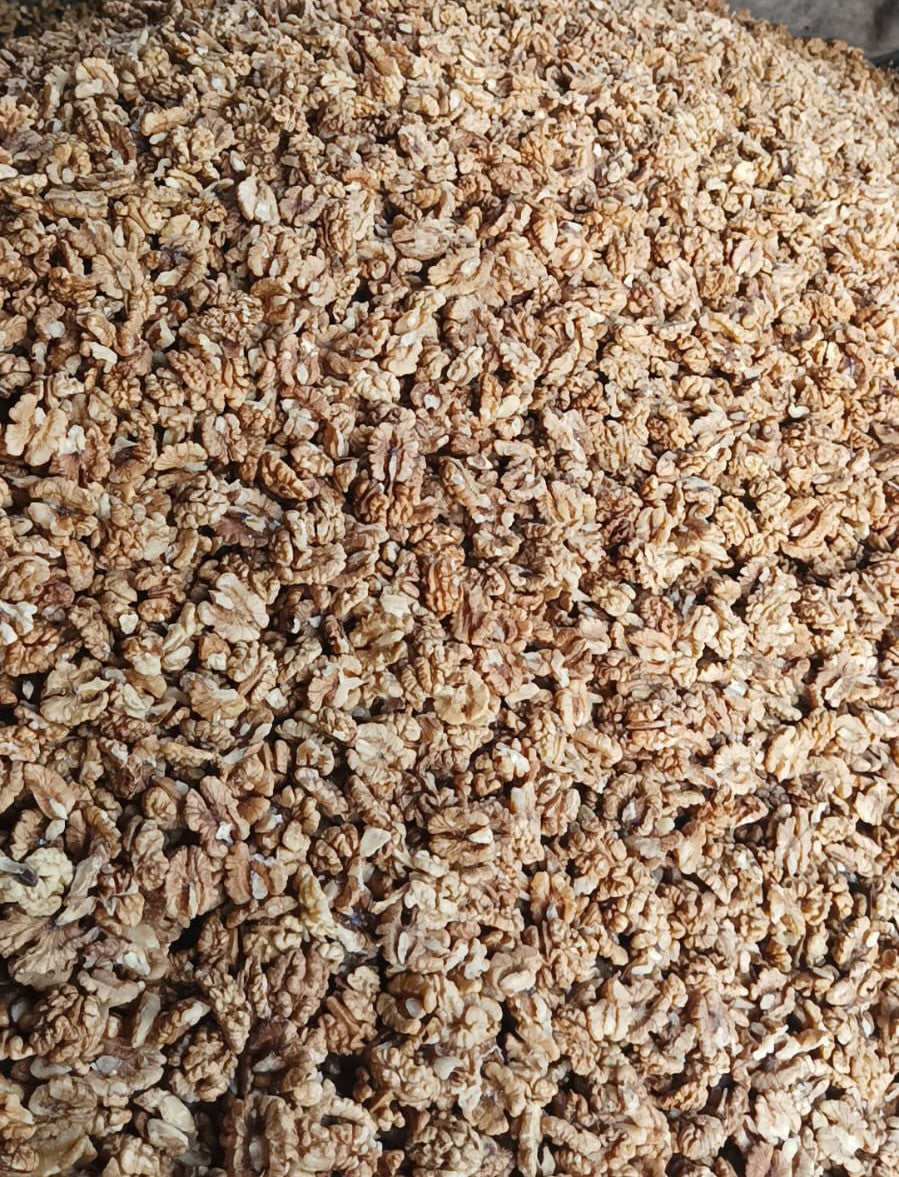 Akhrot Giri, Walnut Kernels, Chilean – Rich in Omega-3