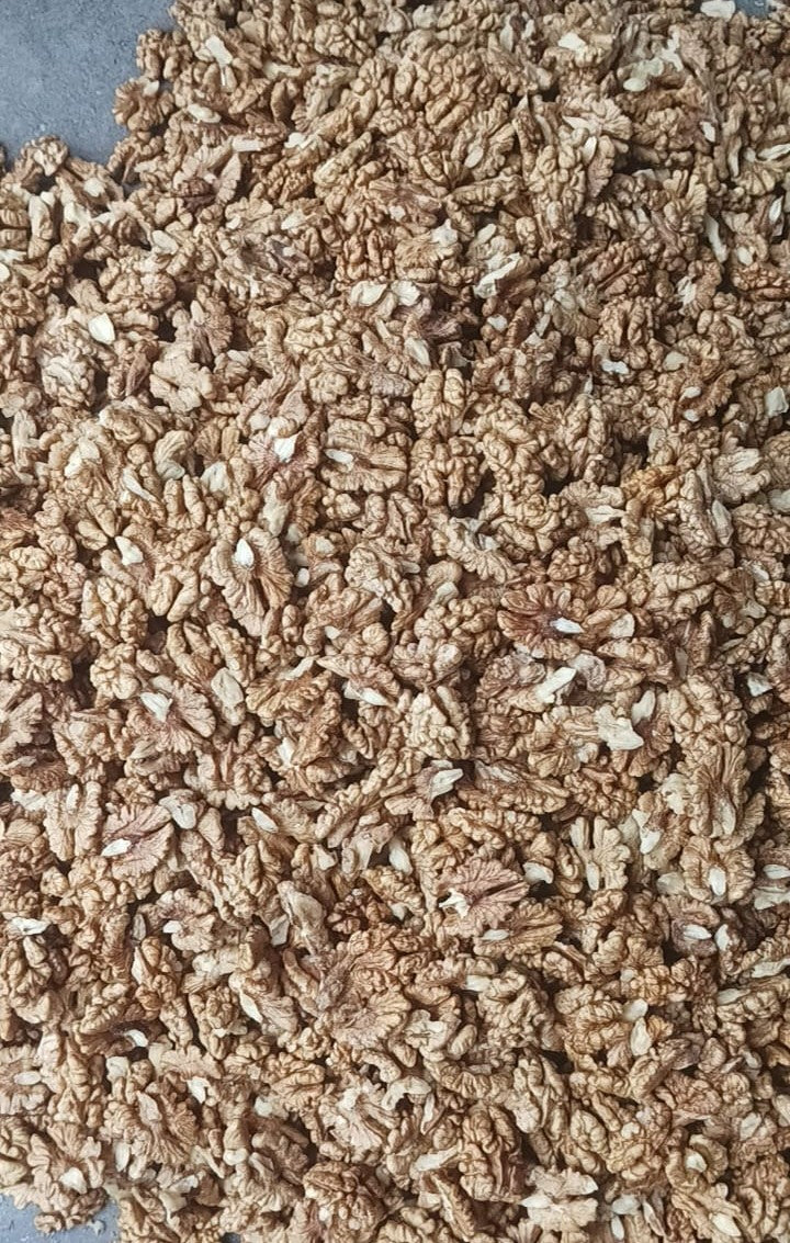 Akhrot Giri, Walnut Kernels, Chilean – Rich in Omega-3